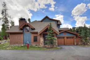 Mountain Thunder Lodge 3 Bedroom Vacation Rental In Breckenridge With Access To A Hot Tub Just Two Blocks From Main Street Breckenridge